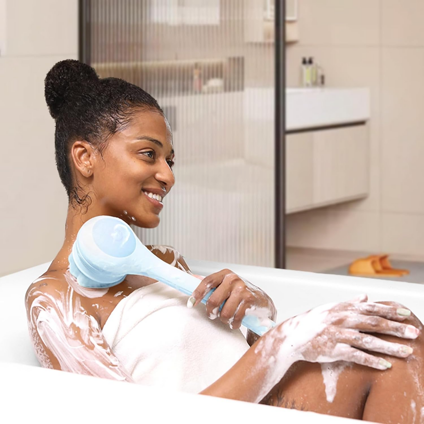 ScrubbyDuo™ | Dual Handle Bath Brush